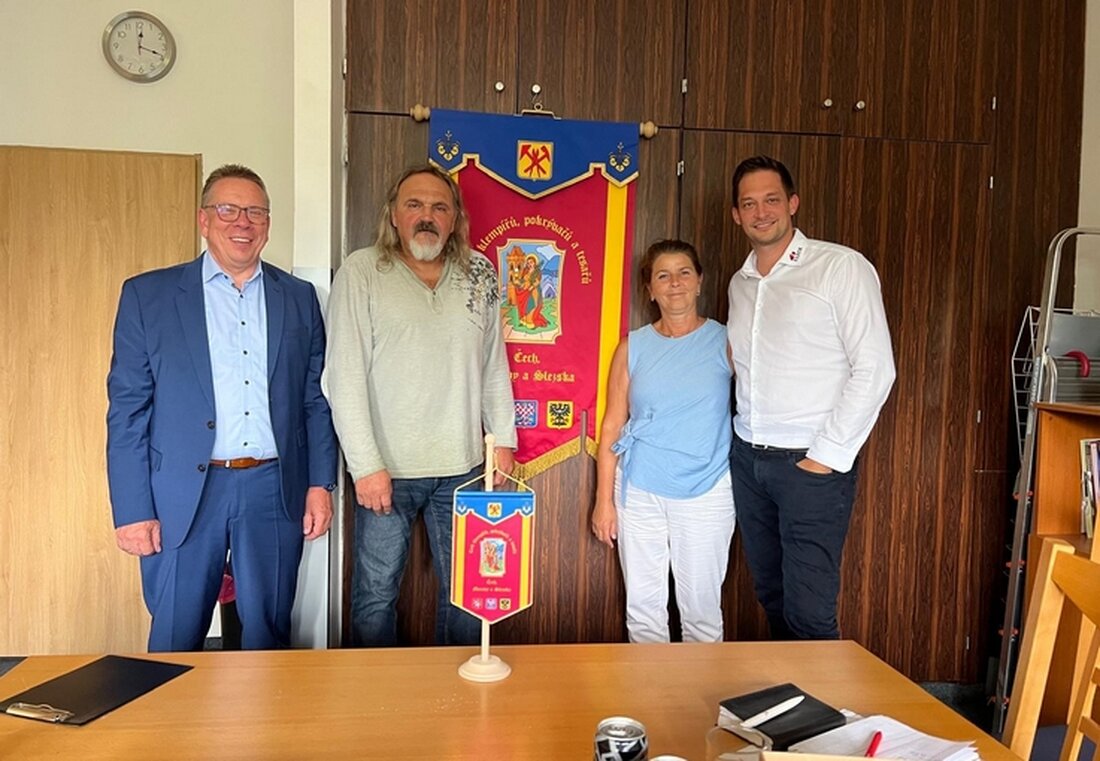 Als einer der führenden Hersteller für Dachzubehör in Europa baut die Fleck GmbH jetzt ihre Aktivitäten in Mittel- und Osteuropa aus und steigt in den tschechischen Markt ein. 