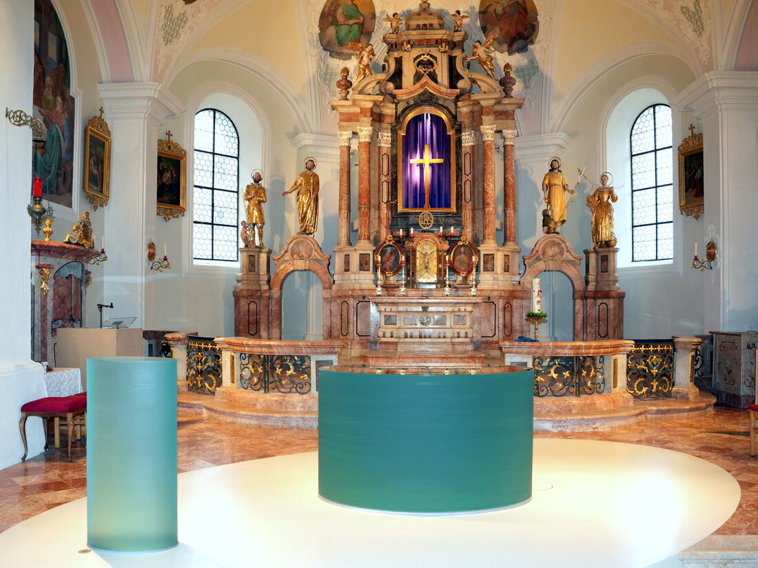 Sie stehen fest: die besten Projekte der österreichischen Glasbranche. Im Rahmen des "Glasscherb’ndanz" wurden die Gewinner der Austrian Glastechnik Awards 2025 bekanntgegeben und gefeiert.