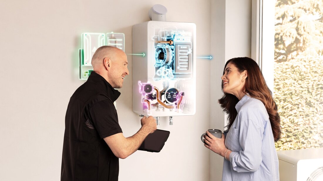 Bosch bringt in Österreich ein Hybrid-Gastheizgerät auf den Markt. Das Besondere: Es kann einfach mit einer Wärmepumpe kombiniert oder ganz auf Wärmepumpe umgerüstet werden.