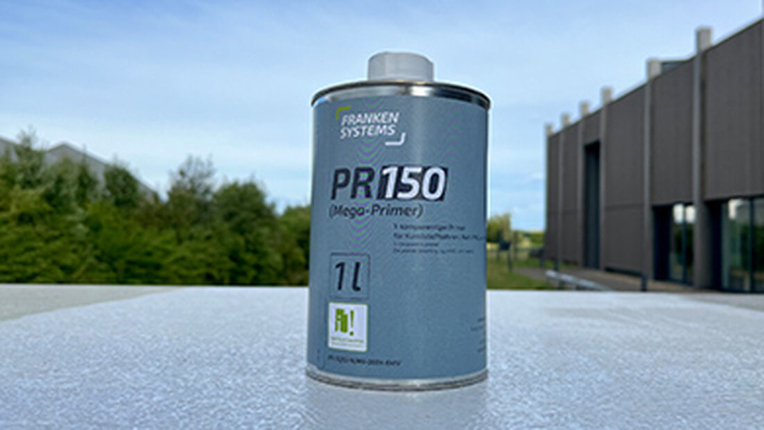 Mit dem Mega-Primer PR150 von FRANKEN SYSTEMS sparen Profis Zeit und Nerven auf der Baustelle.