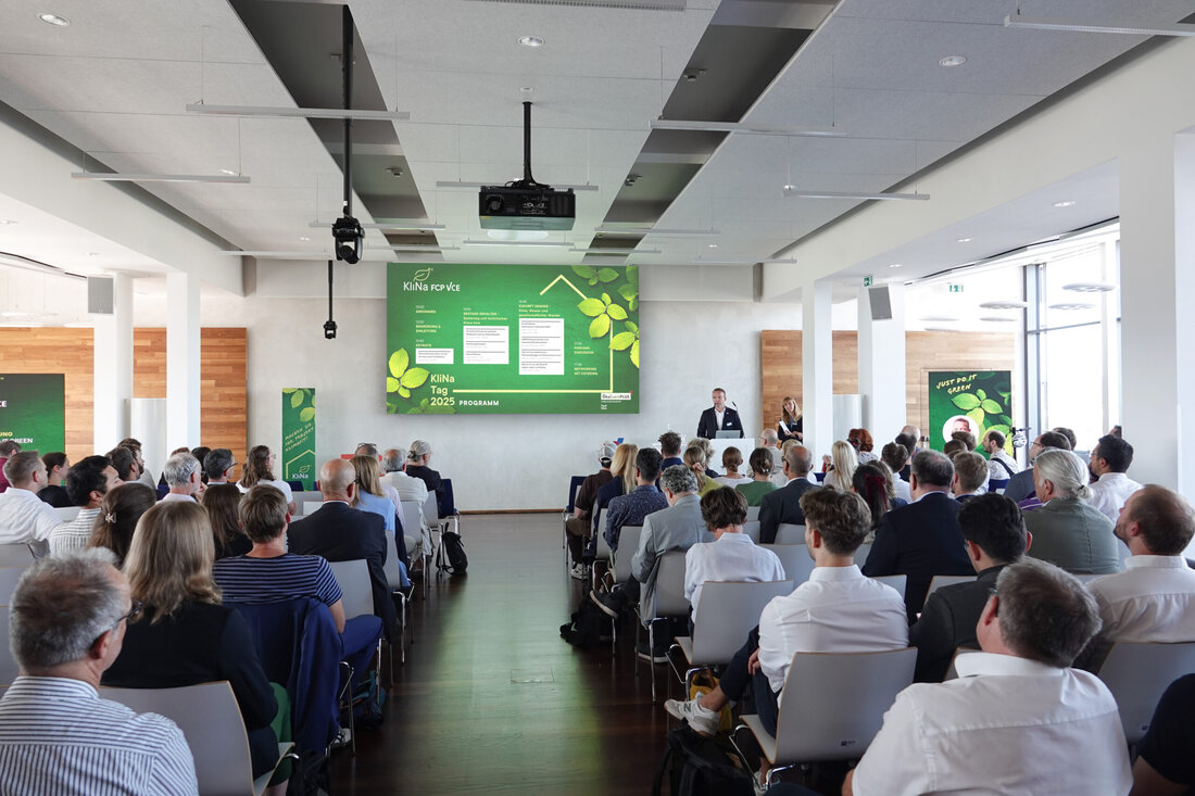 Beim KliNa Tag 2025 in Wien wurde deutlich: Ohne eine umfassende Bauwende sind die Klimaziele nicht zu erreichen. Expert*innen zeigen jedoch: Die Lösung ist machbar – wenn jetzt gehandelt wird.