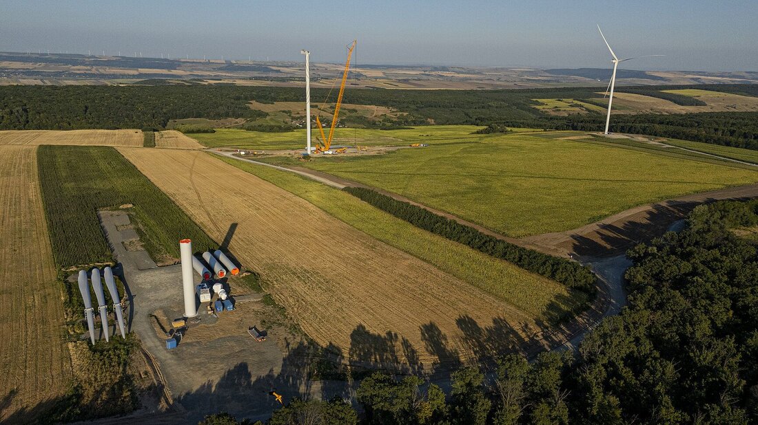 Strabag realisiert als Generalunternehmer einen der größten Windparks Rumäniens.