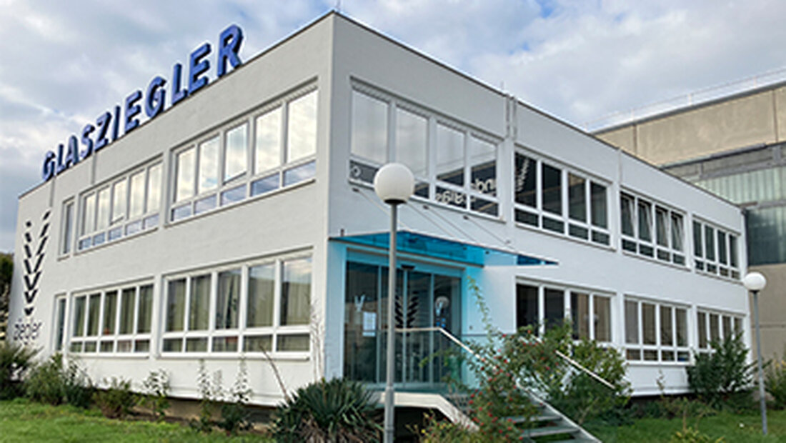 vandaglas Ziegler ist ein traditionsreicher Glasgroßhändler mit über 200 Jahren Erfahrung, der im Raum Ostösterreich zu den führenden Anbietern zählt. 